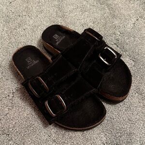 White Mountain Black Suede Sherpa-Lined Sandals